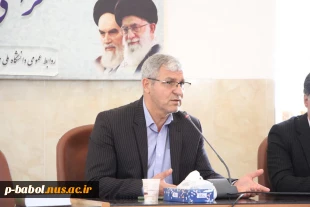 تقدیر از اساتید سرآمد و  همکاران آموزش 7